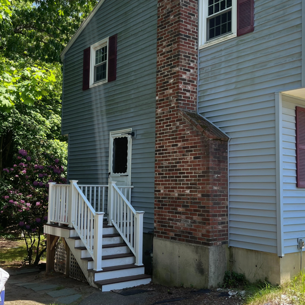 dirty vinyl siding